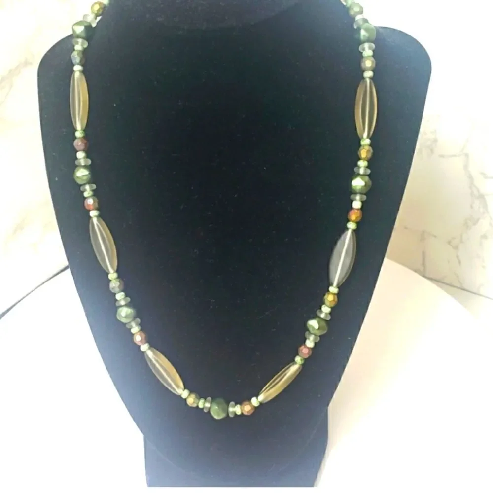 ARTISAN Lucite Resin Beaded Necklace Shades Of Green